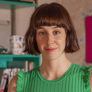 Paula Malia - Valeria