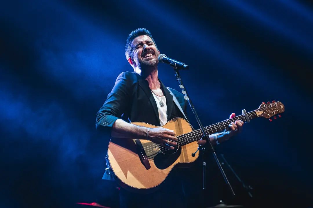 Álex Ubago en Teatro Broadway - Rosario