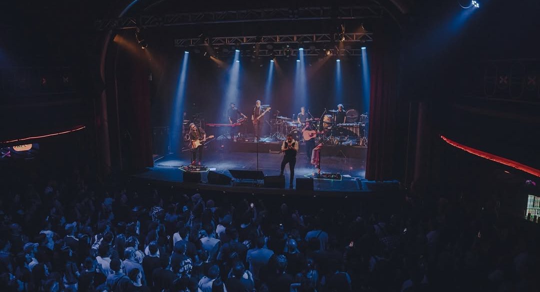 Love of Lesbian Vorterix 2025.png